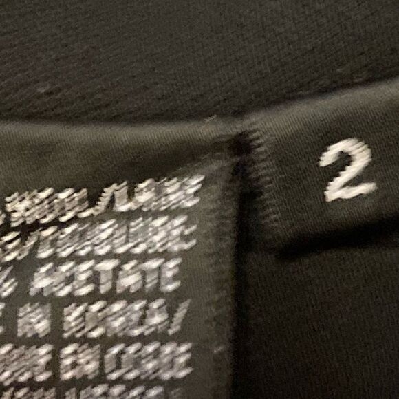 Dana Buchman Black Wool Skirt Size 2 - Picture 4 of 5